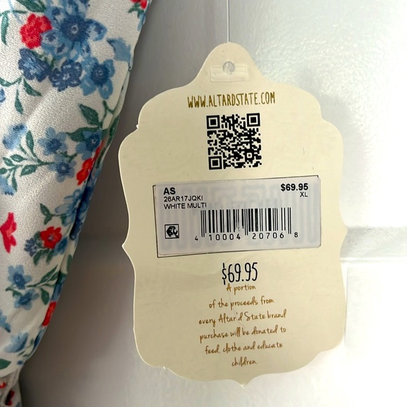 Altar’d State floral romper size XL. NEW WITH TAG - Picture 3 of 3